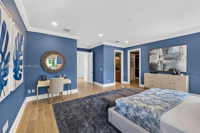 Building Photo - 628 Coral Way