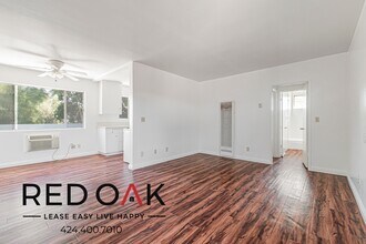 Building Photo - 400 N Mentor Ave