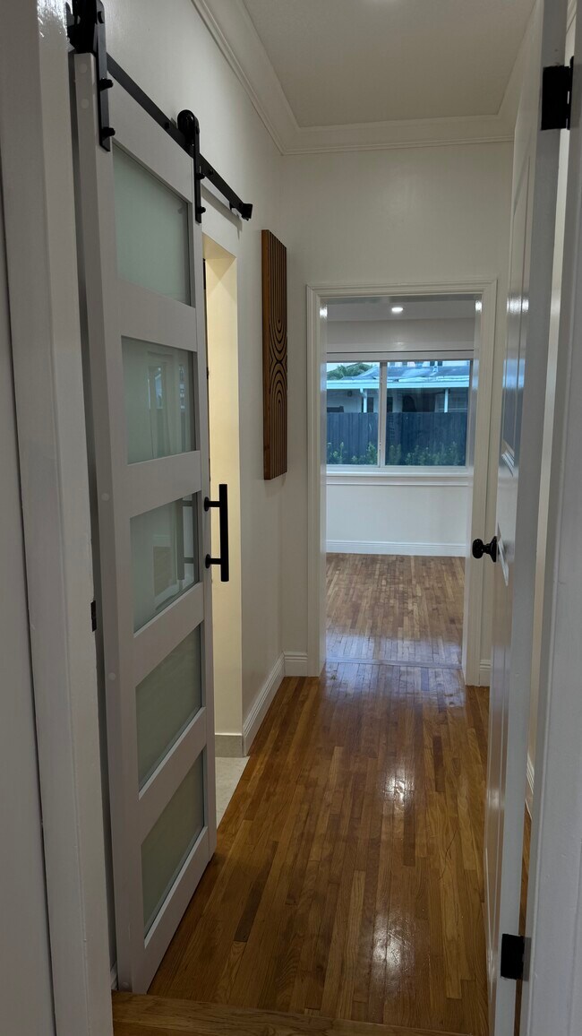 Building Photo - 8366 SW 37th St