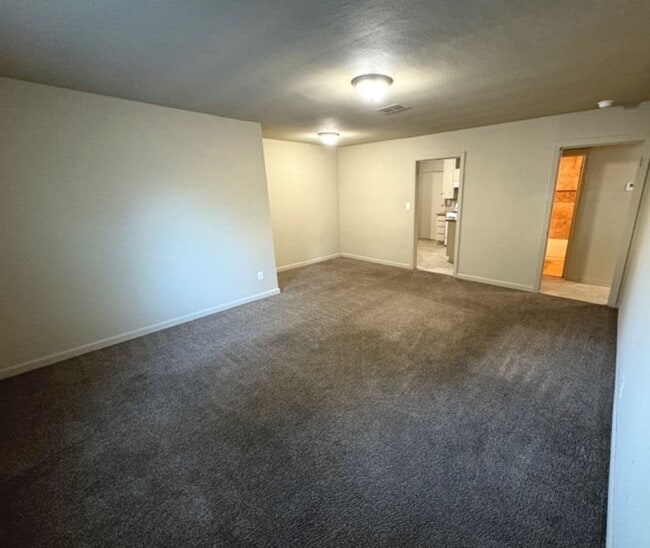 Building Photo - 4820 Abilene St