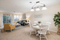 Building Photo - 722 Liberty Bell Blvd