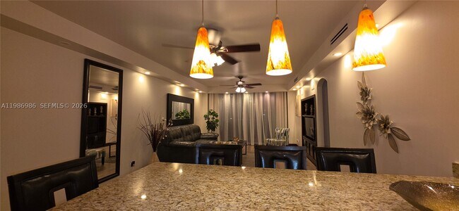 Building Photo - 4001 S Ocean Dr