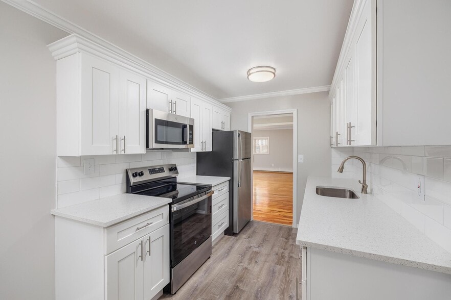 Primary Photo - Maple Crest Apartments at Port Jefferson