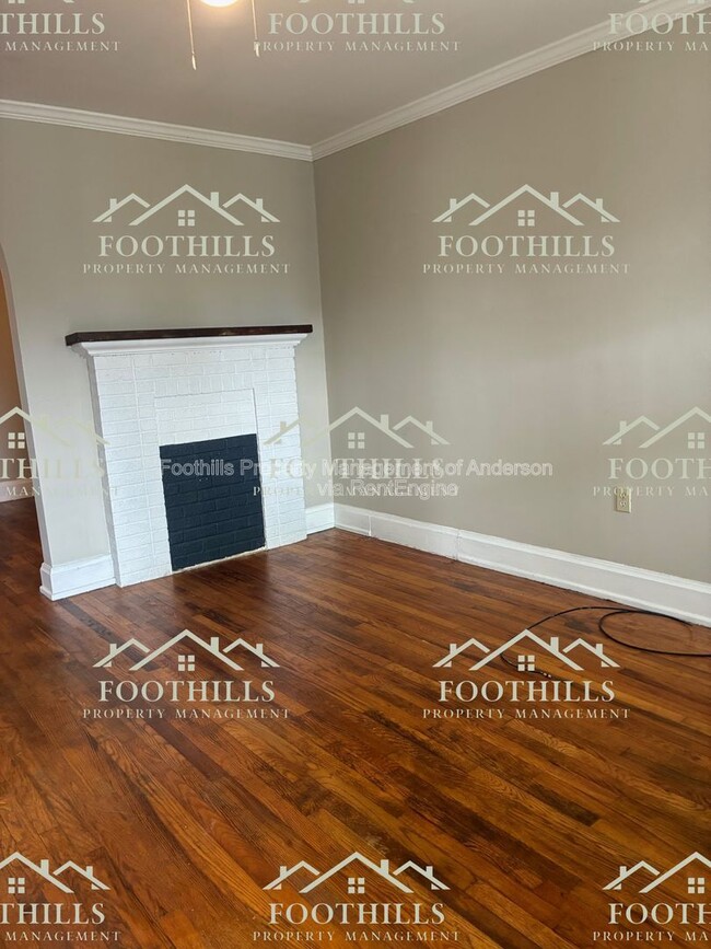 Building Photo - 611 Bonham Ct