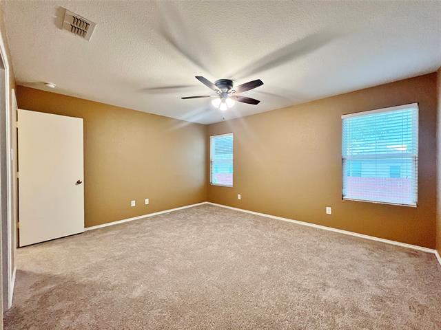 Building Photo - 9925 Amaryllis Ln