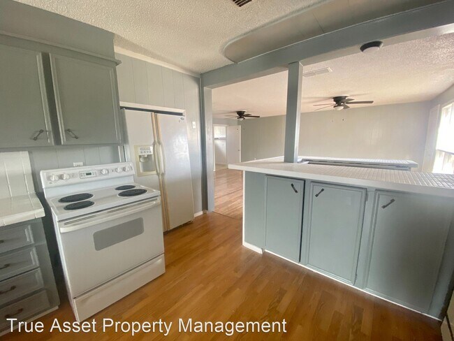 Building Photo - 3 br, 2 bath House - 3506 31st St