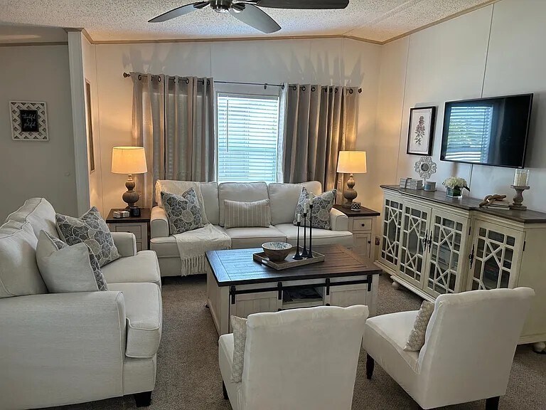 Building Photo - 3009 Sabal Cir