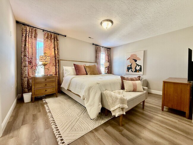 Building Photo - Premier New Construction Right Next To WEC.