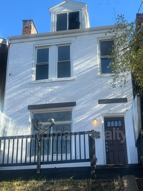 Primary Photo - 5415 Second Ave