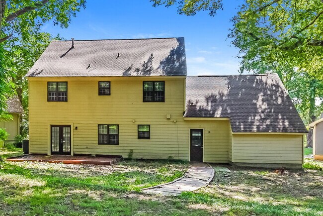 Building Photo - 3041 Delvan Cove