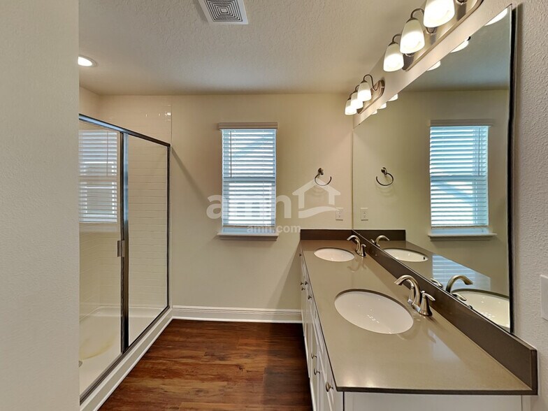 Building Photo - 2768 Ponds Trl