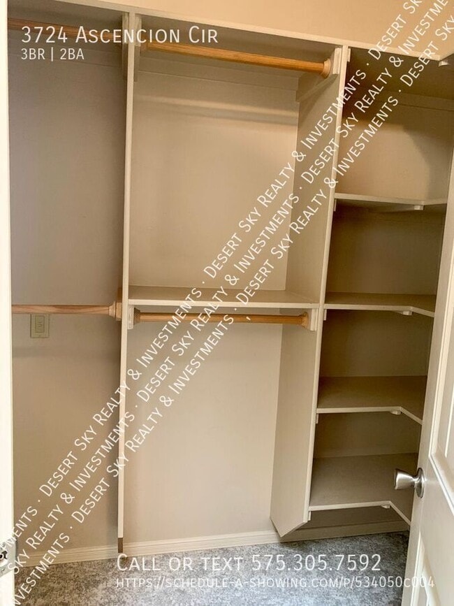 Building Photo - 3724 Ascencion Cir