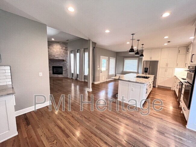 Building Photo - 4416 W Arlington Dr