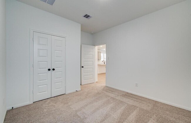 Building Photo - 7231 Yarrow Blossom Ct