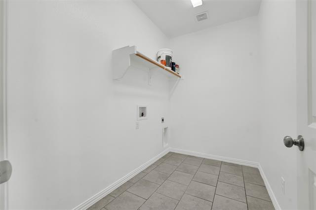 Building Photo - 309 Emerald Creek Dr