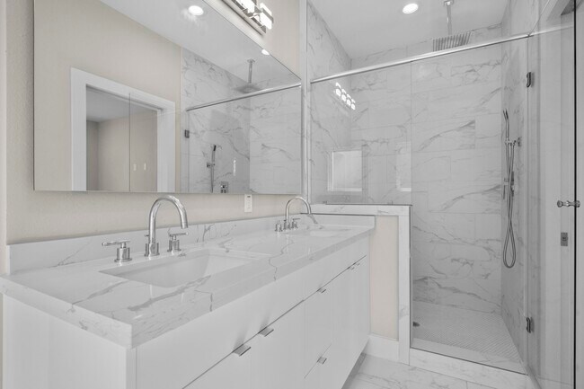 Building Photo - 861 Prosper St