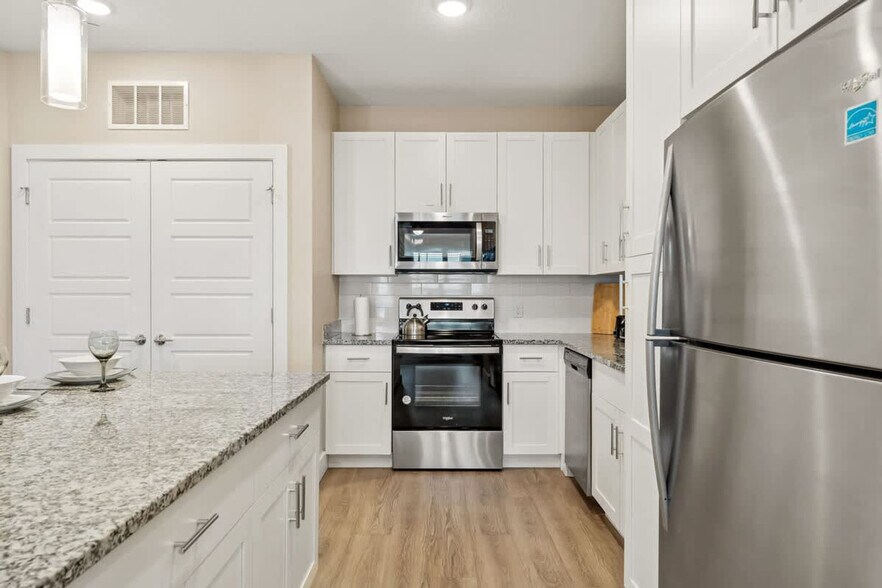 Building Photo - 12630 Dream Fls Cir