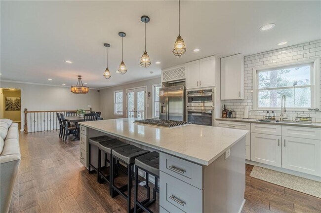 Building Photo - 691 Harbor Cove