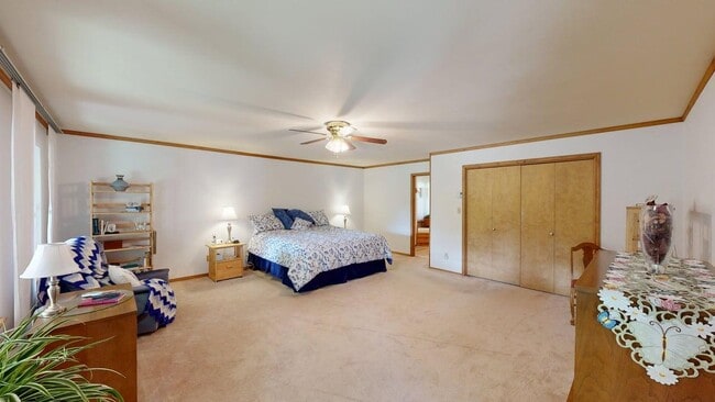 Building Photo - 005