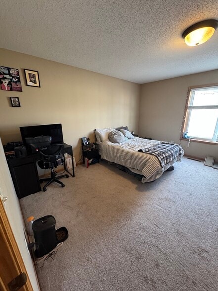 Master Bedroom - 2156 Willow Trail