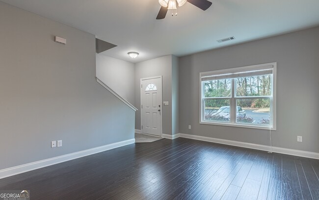 Building Photo - 1280 Binghampton Cir