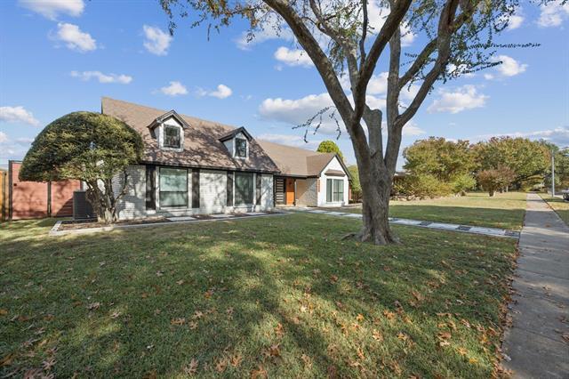 Building Photo - 2833 Meadowbrook Dr