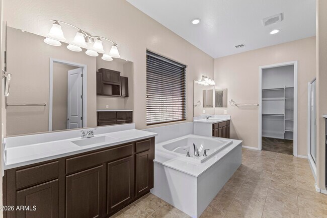 Building Photo - 22670 E Duncan St