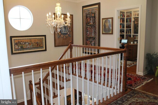 Building Photo - 6901 Winterberry Ln