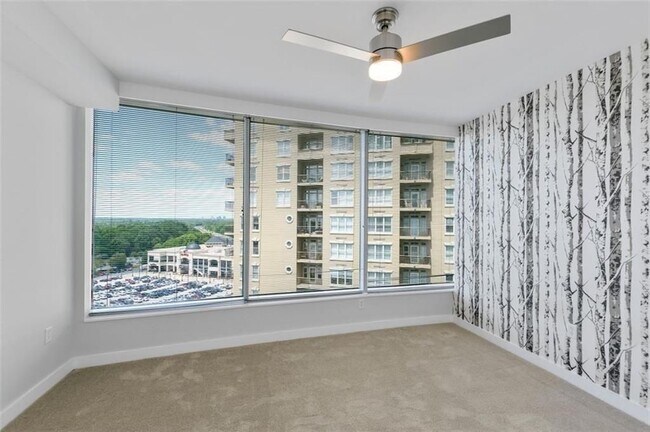 Building Photo - 3338 Peachtree Rd