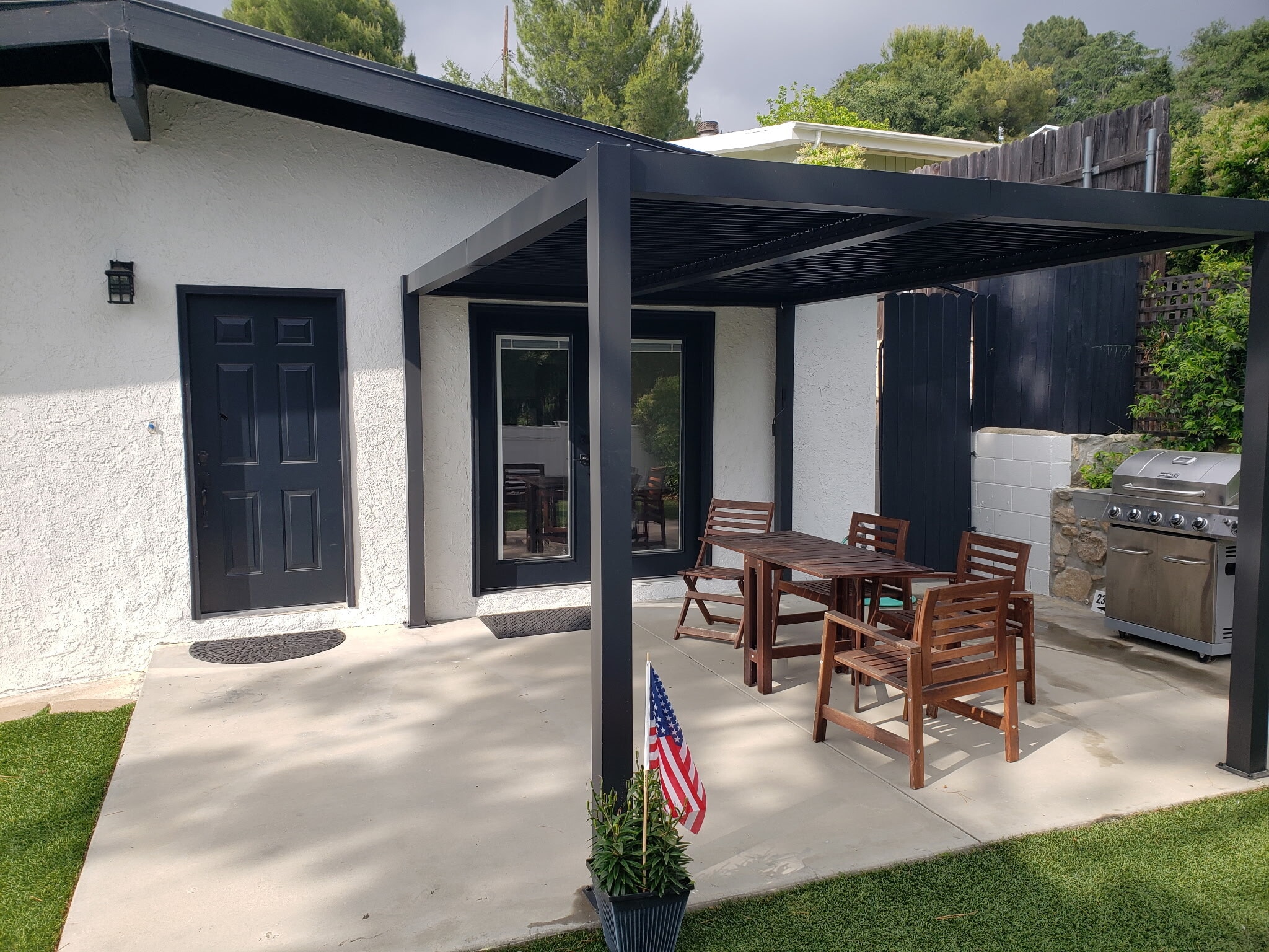 Building Photo - 2327 Dorothy St