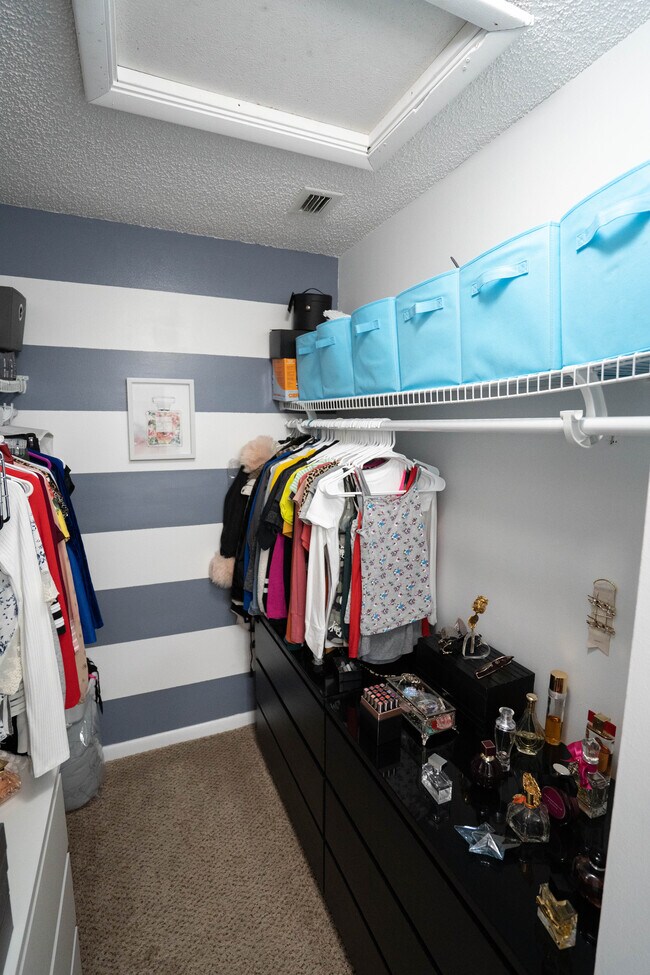 Walk-in Closet - 2281 SW 15th St