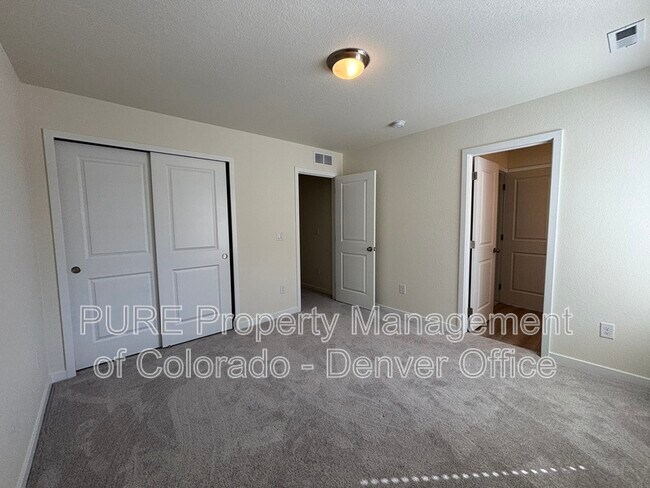 Building Photo - 933 S Eaton Park Way