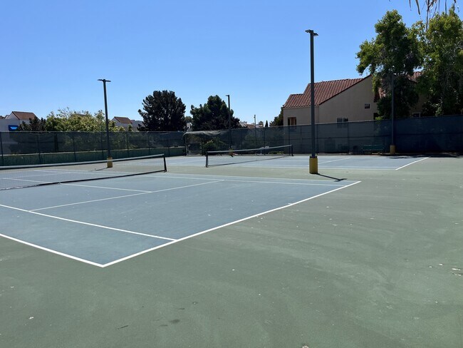 Tennis Courts - 3927 Nobel Dr