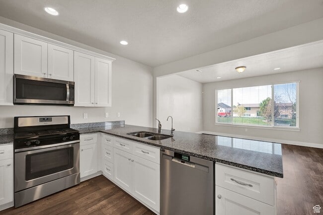 Building Photo - 1712 Naxos Ln