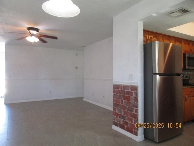 Building Photo - 17 Lago Mesa Way