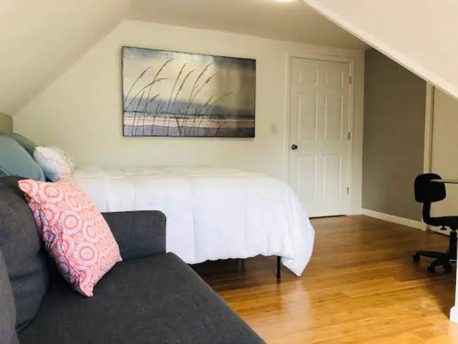 Bedroom 2 - 1031 Bardstown Rd