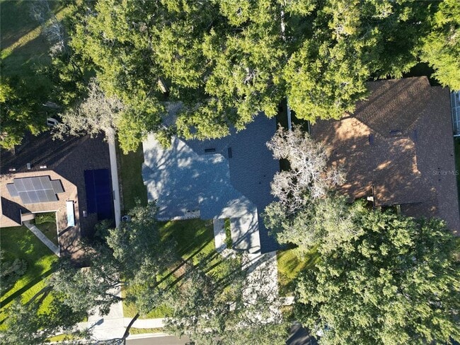 Building Photo - 2560 Tall Maple Loop