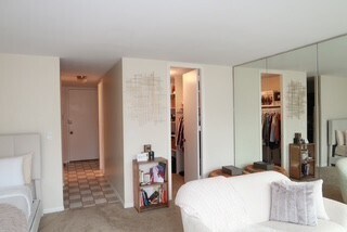 Building Photo - 1 E Scott St