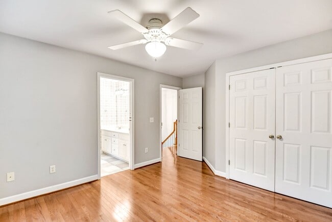 Building Photo - Large, beautiful home in Oconee!
