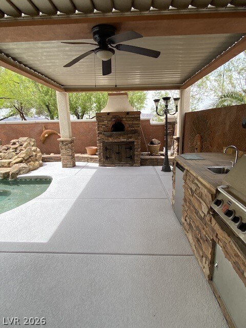 Building Photo - 1425 Via Savona Dr