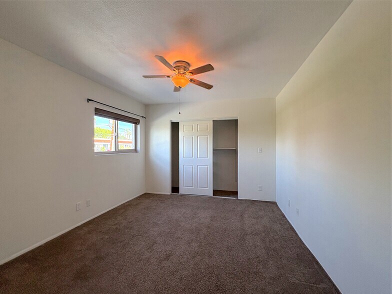 Building Photo - 7290 E Rancho Vista Dr