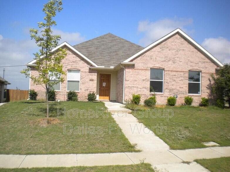 Primary Photo - 609 Quail Hollow Dr