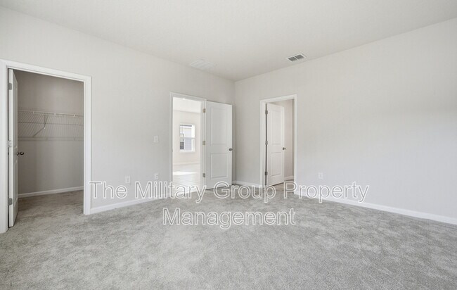 Building Photo - 11351 Streamsong Dr