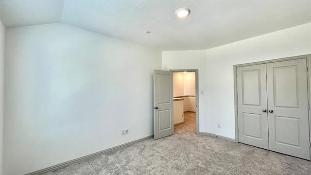 Building Photo - 4304 Oliver Dr