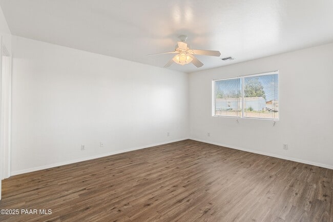 Building Photo - 24351 N Diamond Head Ave
