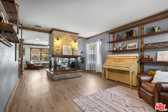 Building Photo - 28123 Gibraltar Ln