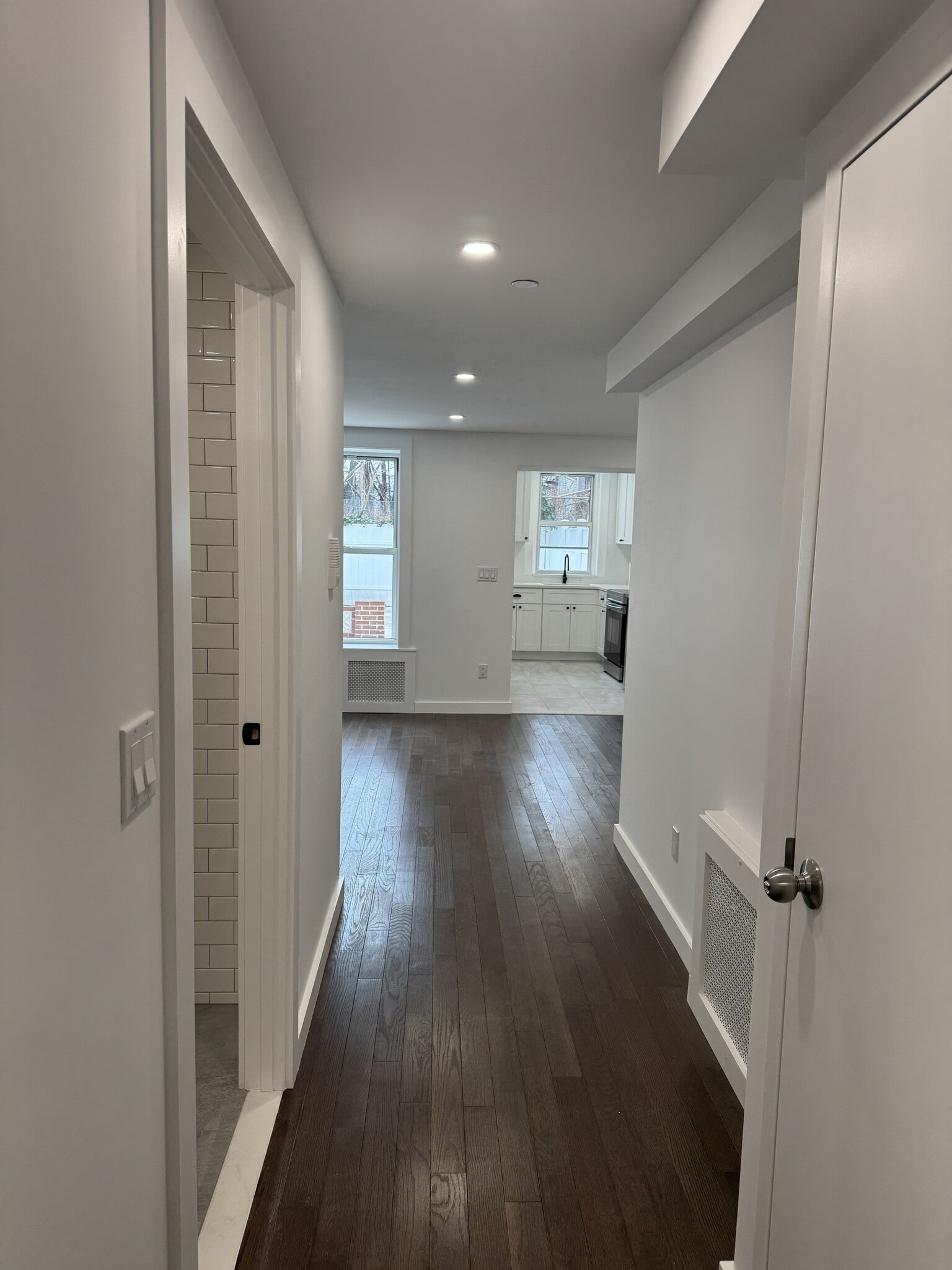 Building Photo - 1094 Greene Ave