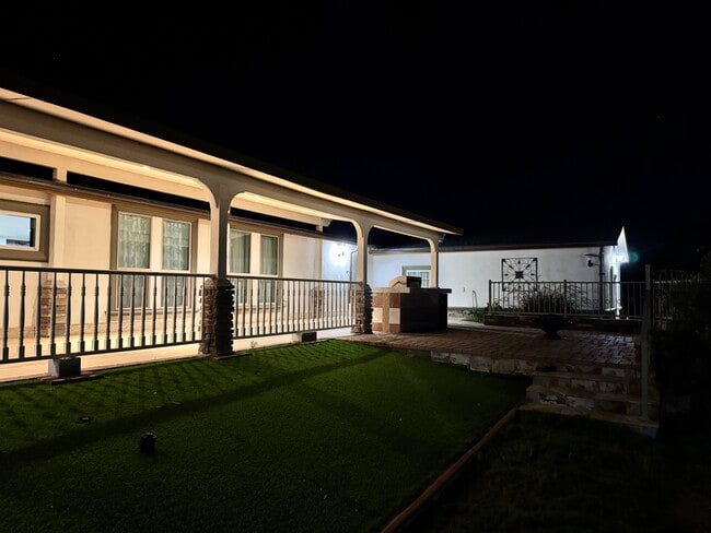 Building Photo - 19238 E Starflower Dr