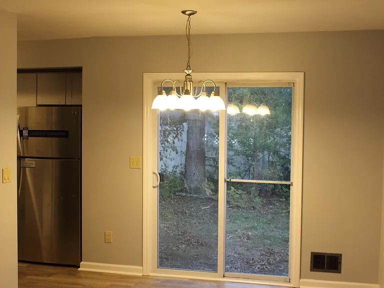 Building Photo - 573 Innkeeper Ln