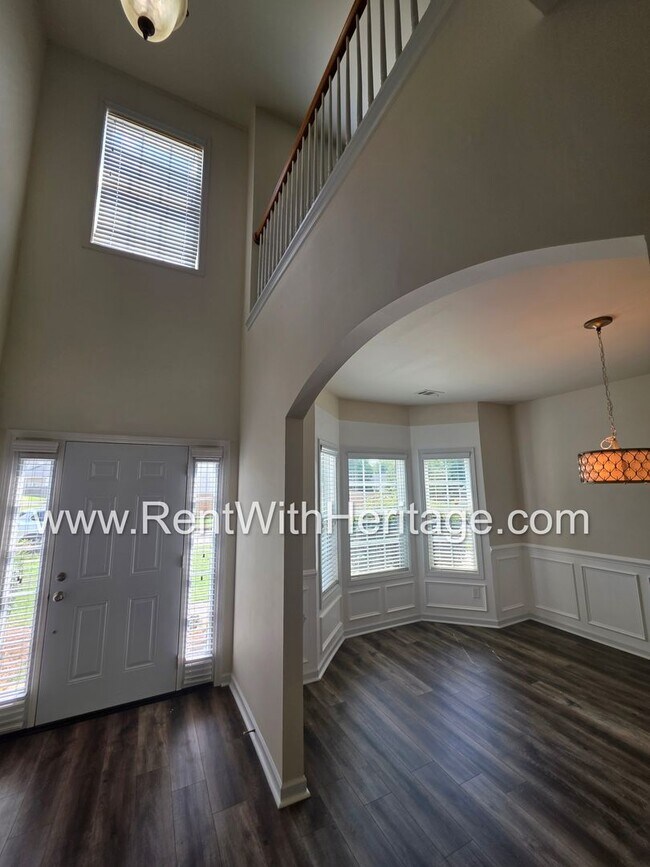 Building Photo - 202 Summer Gate Ln